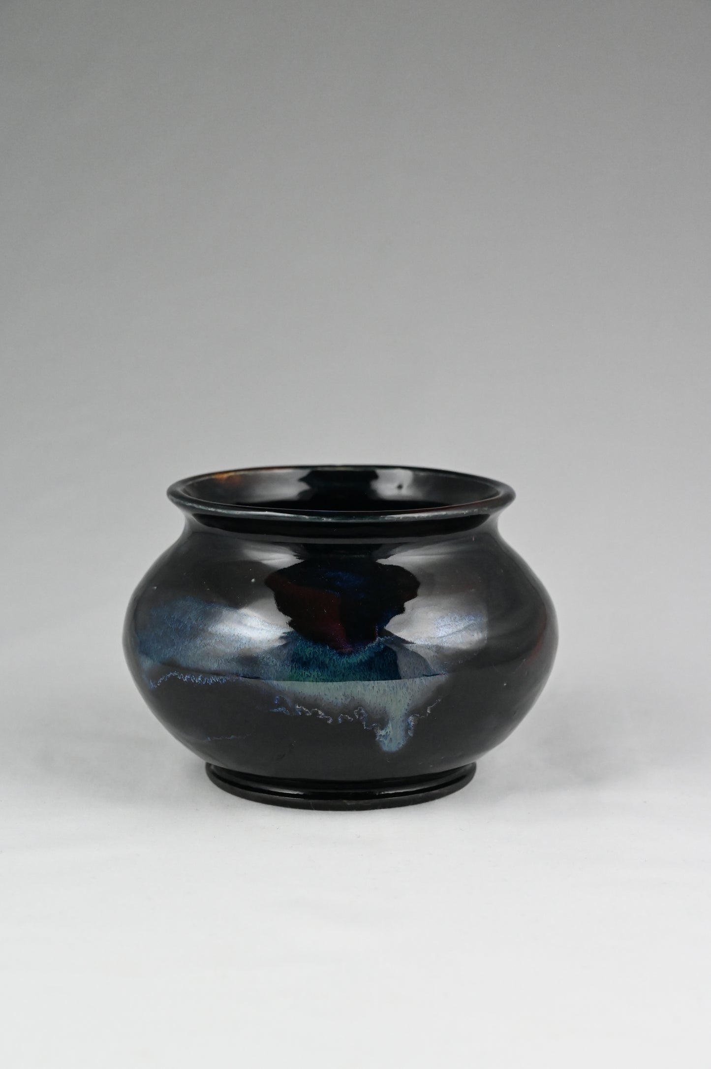 Cosmic Vase - Black with Subtle Color