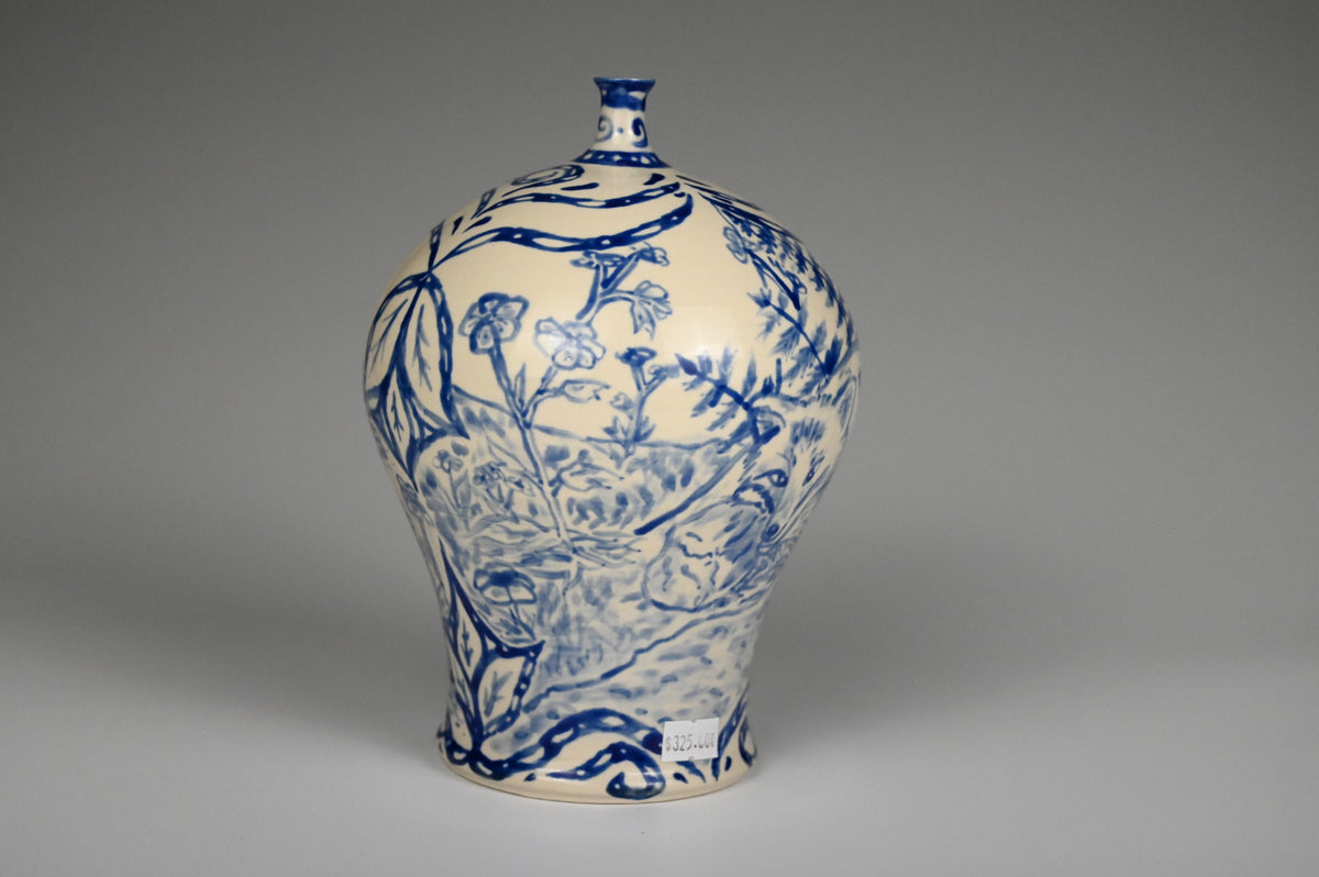 Special Edition Fox in Woods Vase - Painted Cobalt Collection